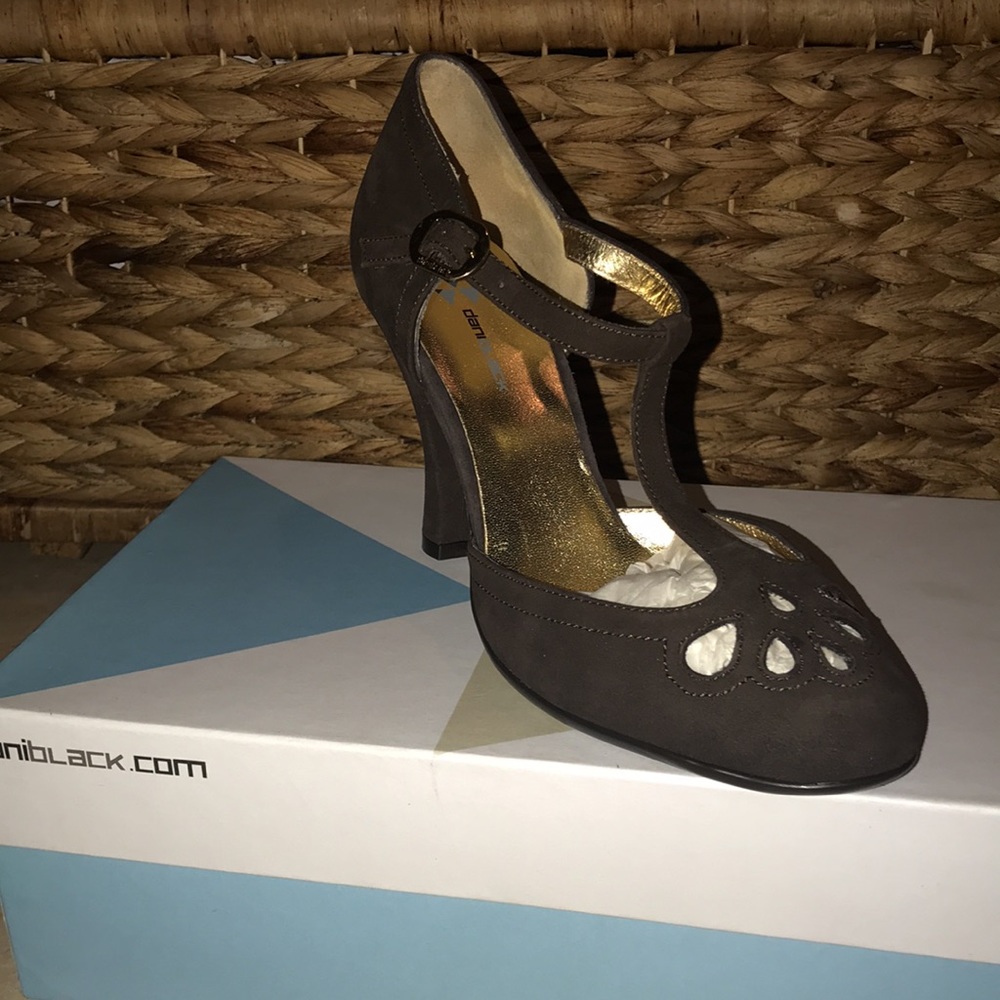 NEW “DANI BLACK” Heels!